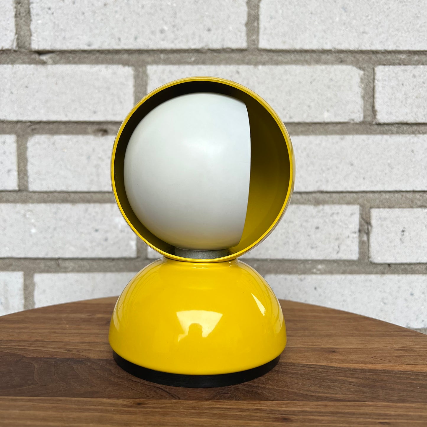 ”eclisse” lamp by Vico Magistretti