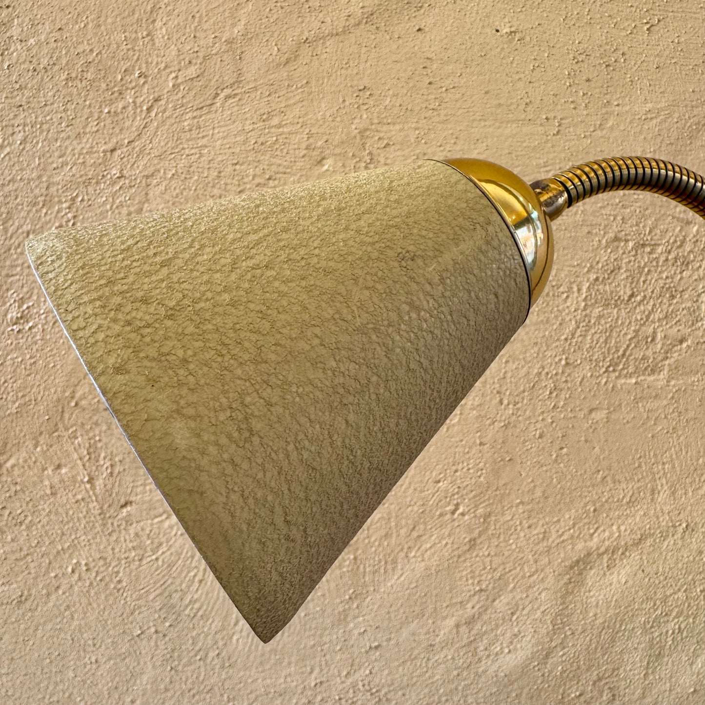 Bords/vägglampa från EWÅ Värnamo