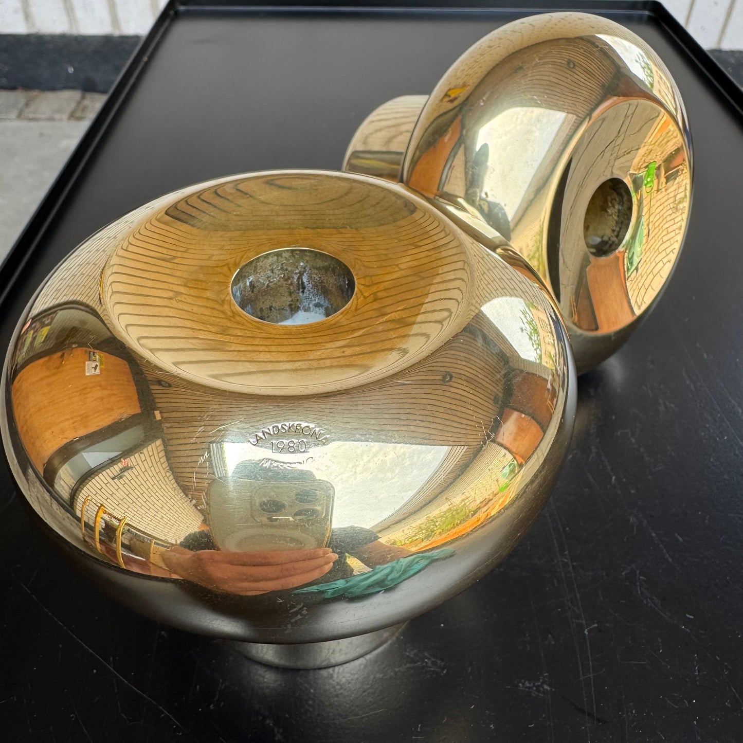 Paret ljusstakar i mässing från Landskrona