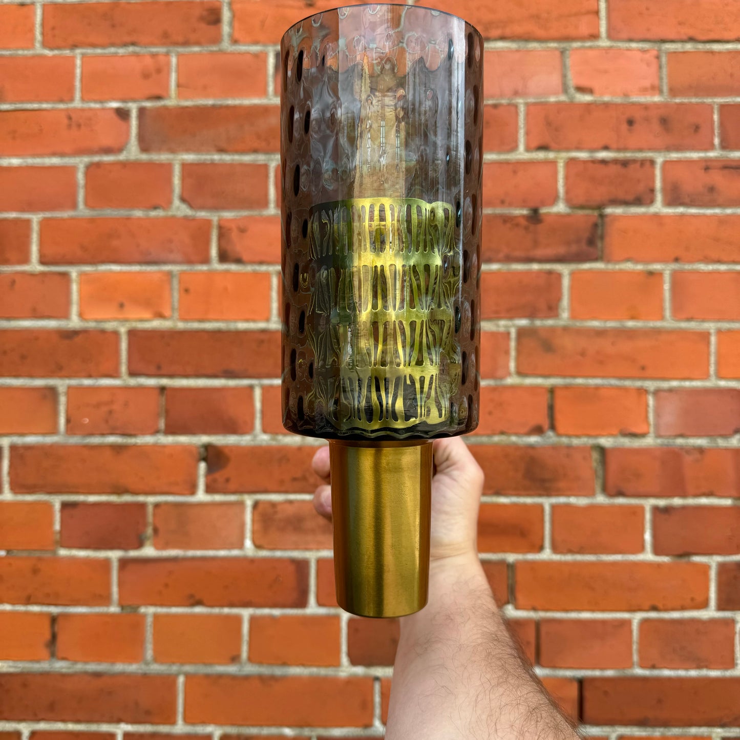 Wall lamp in bras and smoked glas