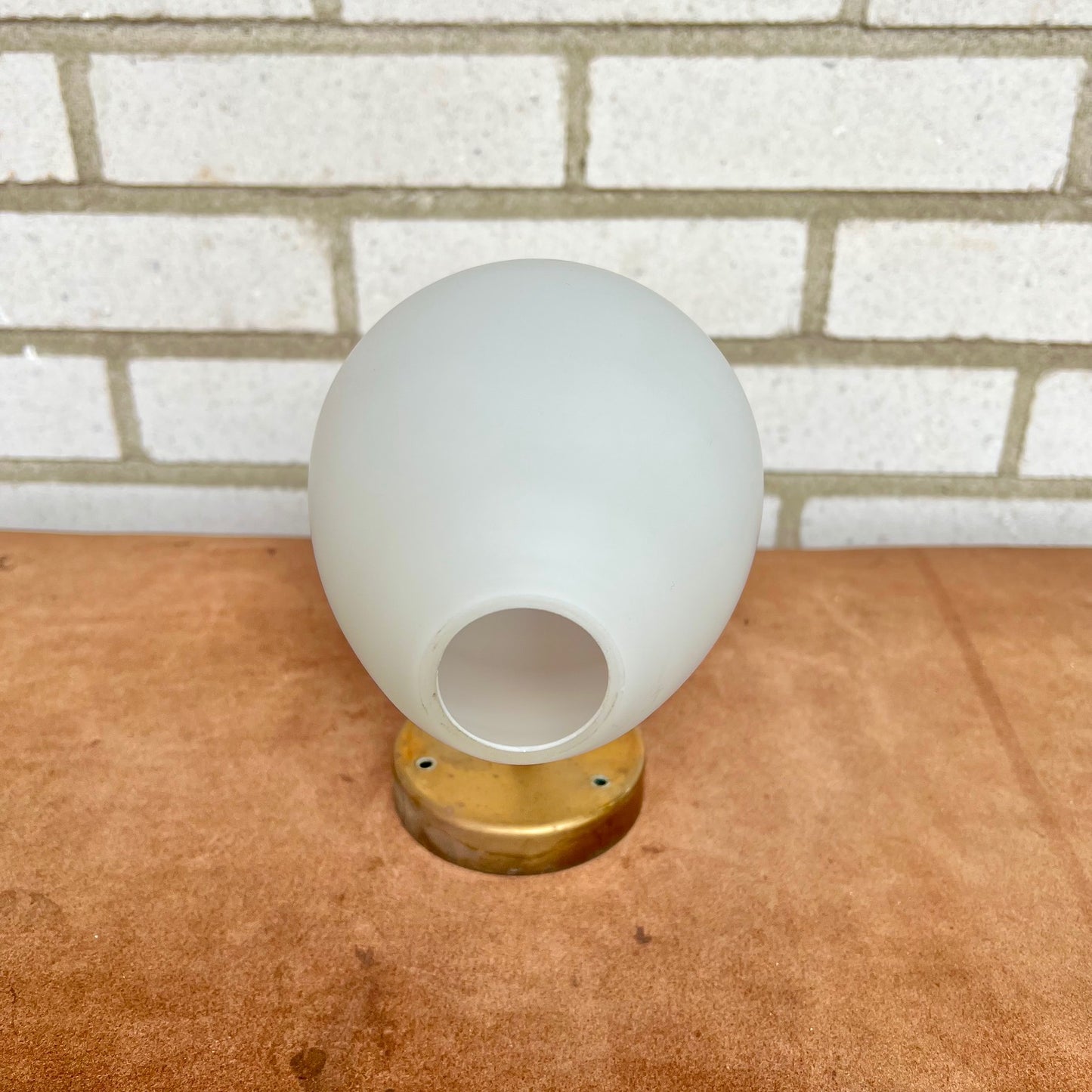 Wall lamp in brass