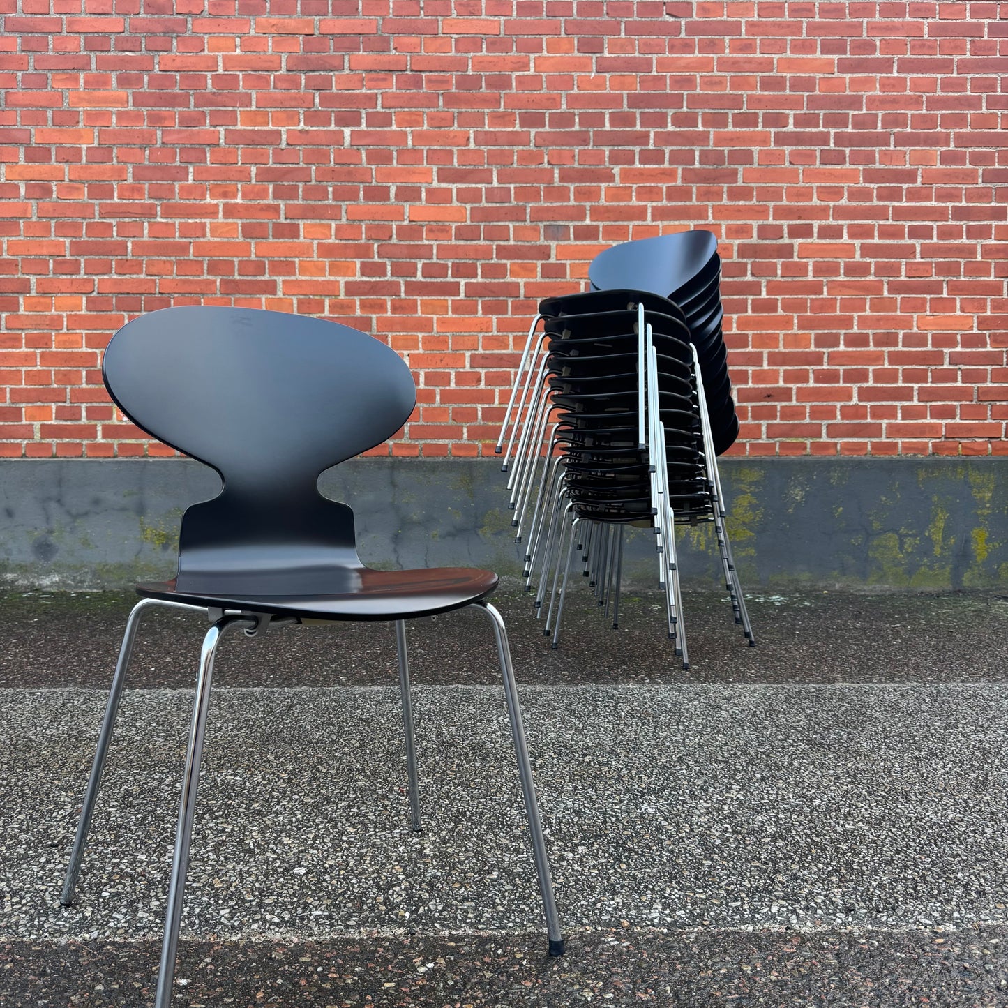 ”Myran” stolar av Arne Jacobsen för Fritz Hansen, 6st tillgängliga