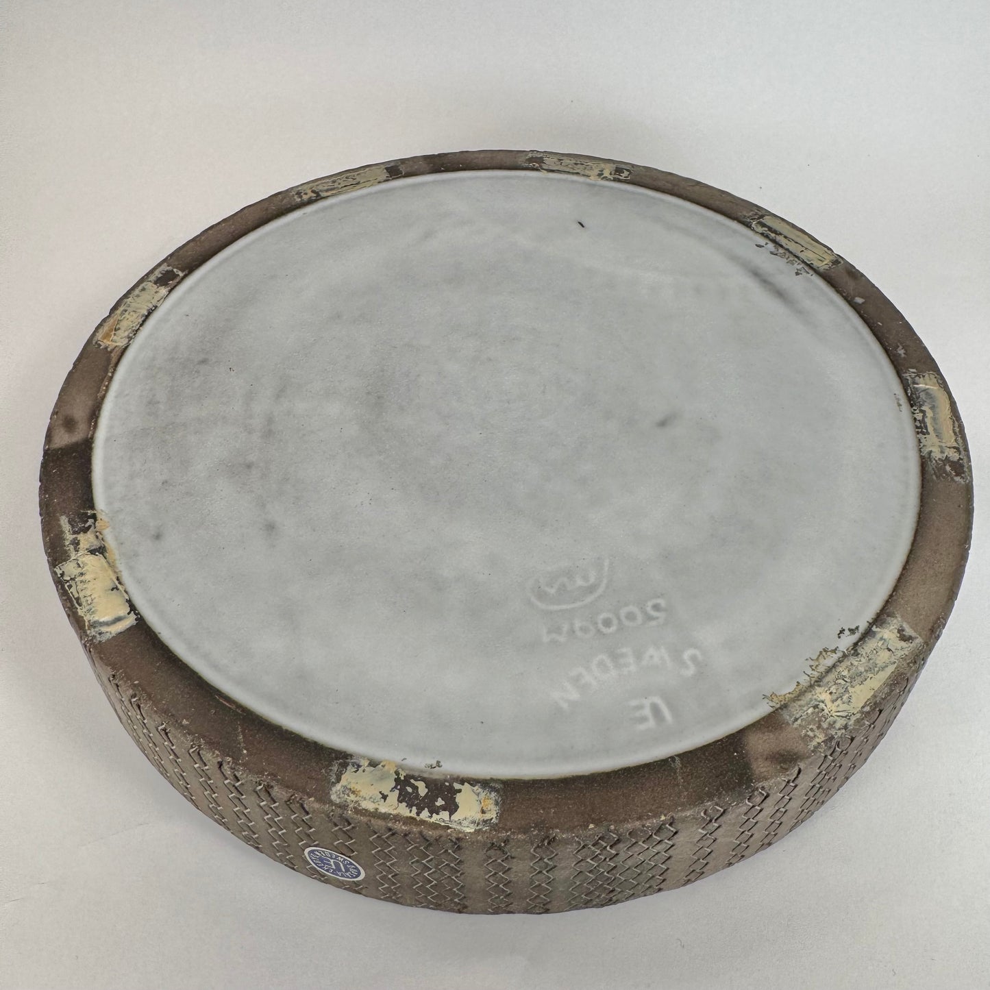 The ashtray/platter ”Beata” by Mari Simmulsson