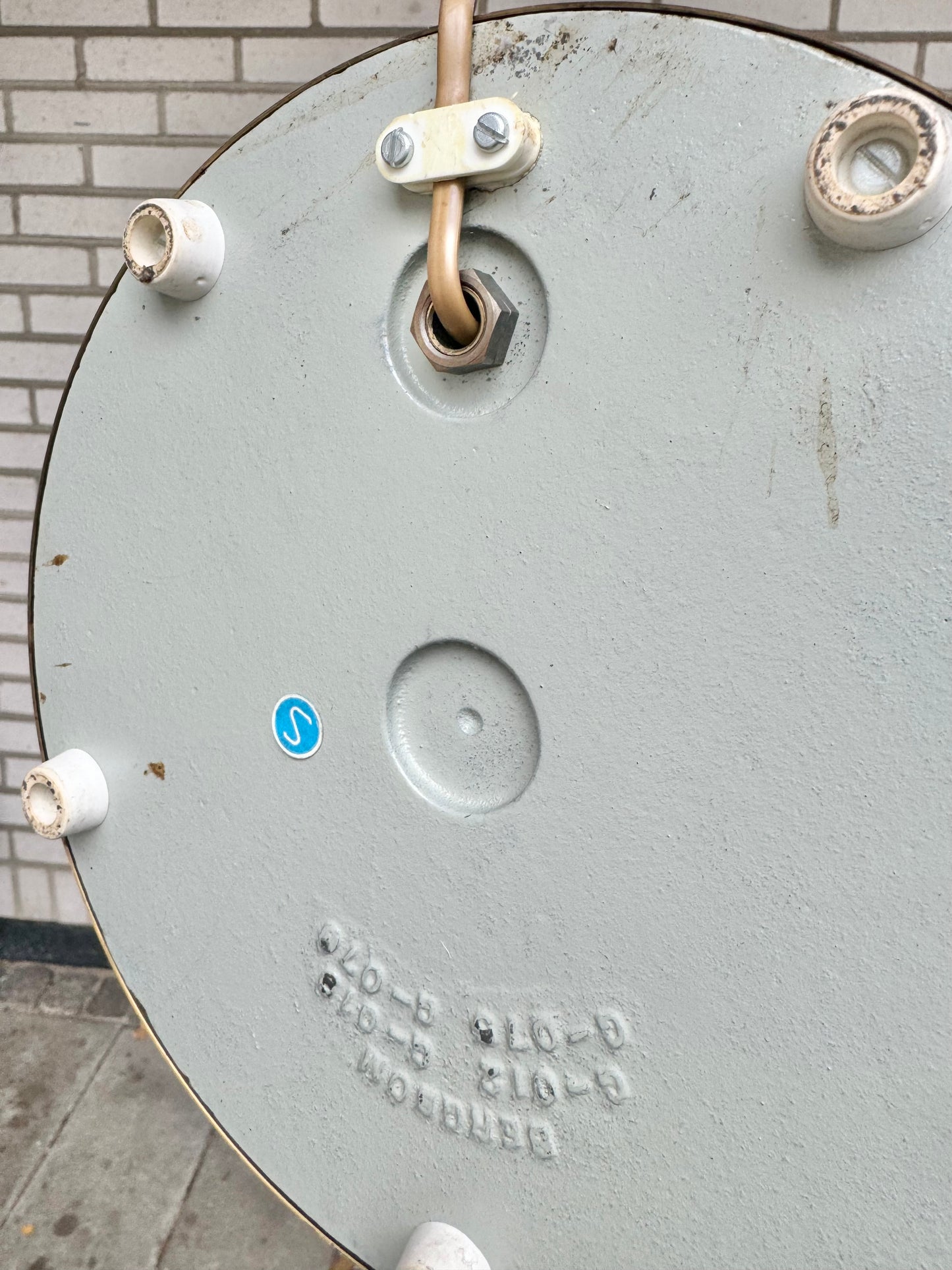 Paret golvlampor, modell G-075 av Eje Ahlgren