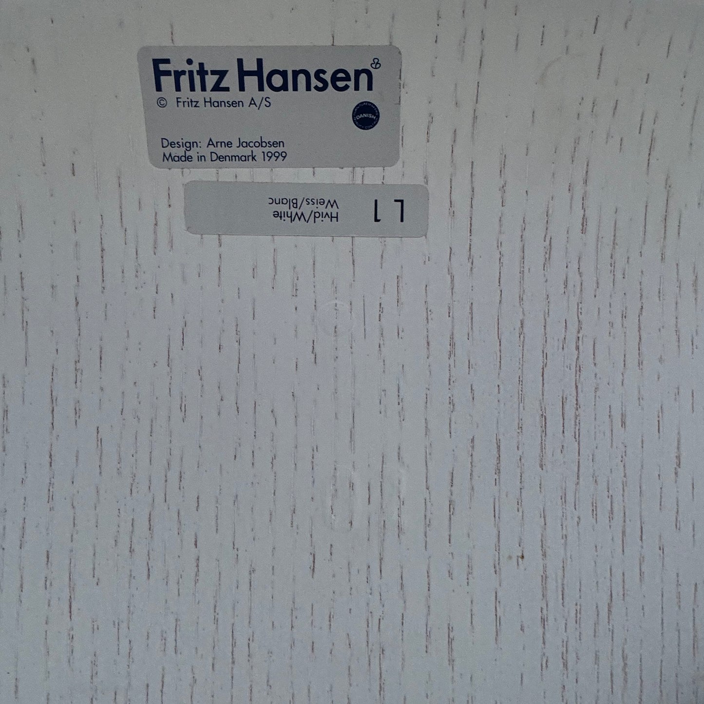 Set med fyra ”myran” stolar av Arne Jacobsen