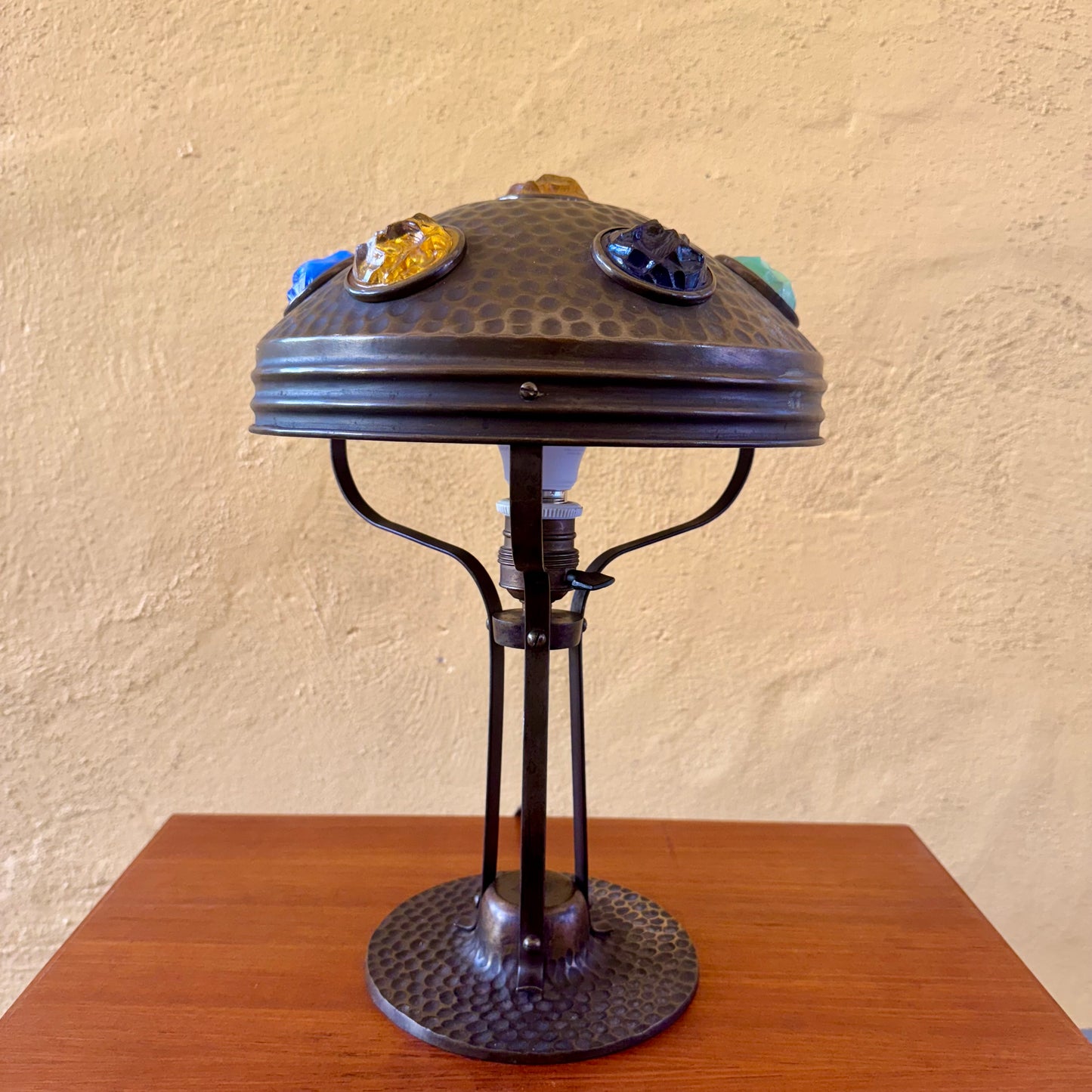 Bordslampa i jugendstil