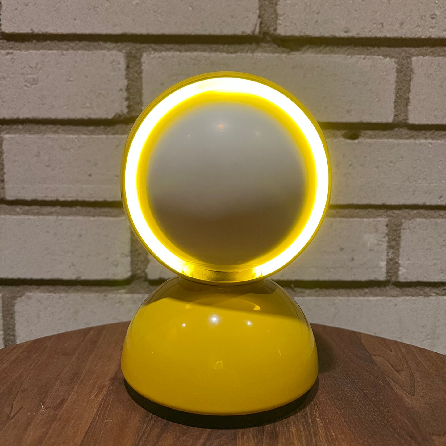”eclisse” lamp by Vico Magistretti