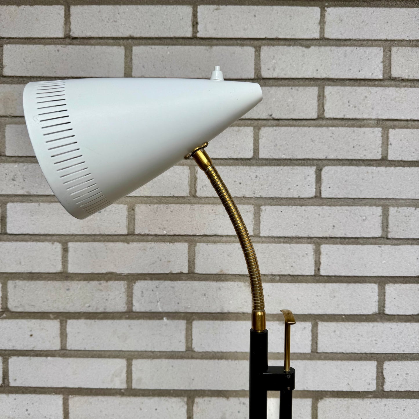 Golvlampa från Falkenbergs belysning