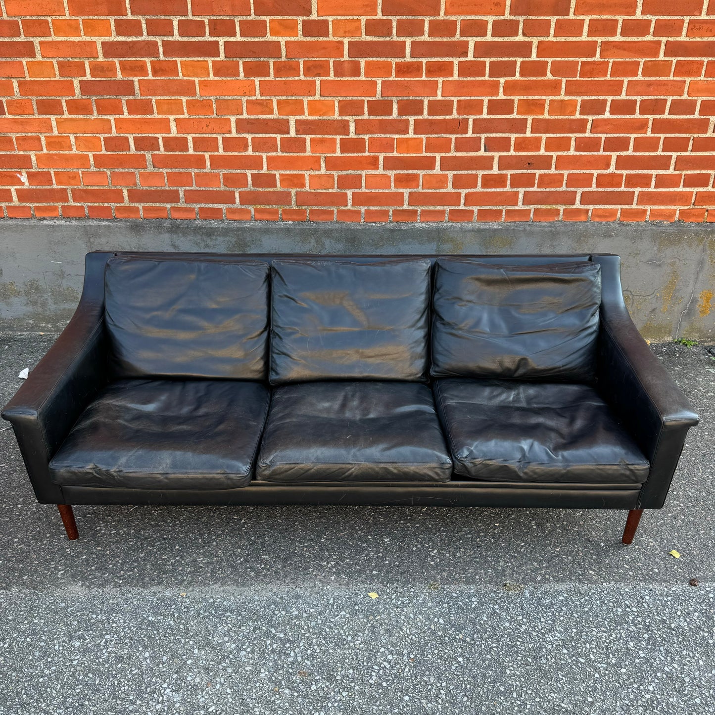 2-sits och 3-sits soffa i skinn