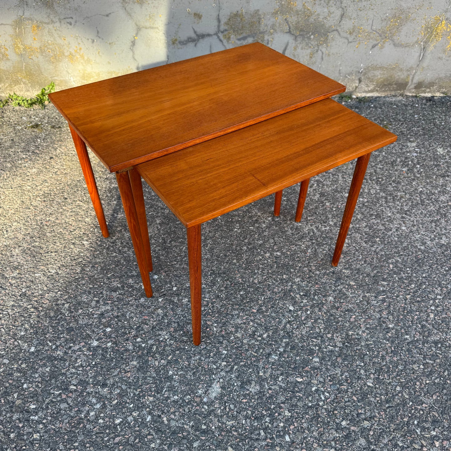 Satsbord i teak