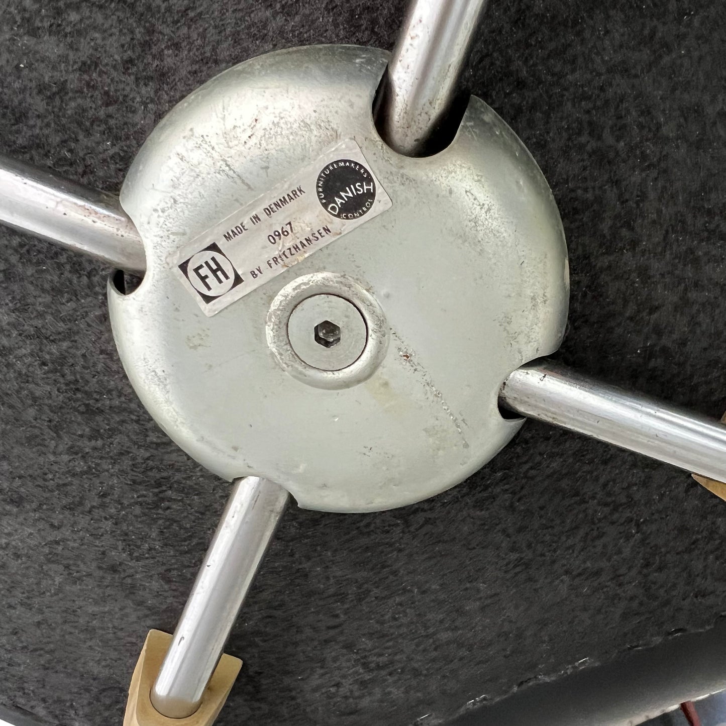 T-chair by Arne Jacobsen for Fritz Hansen