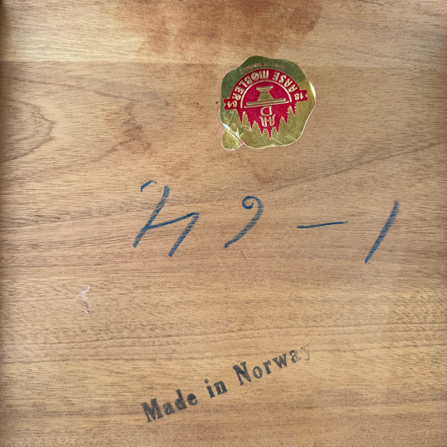 Nest of tables from Norway