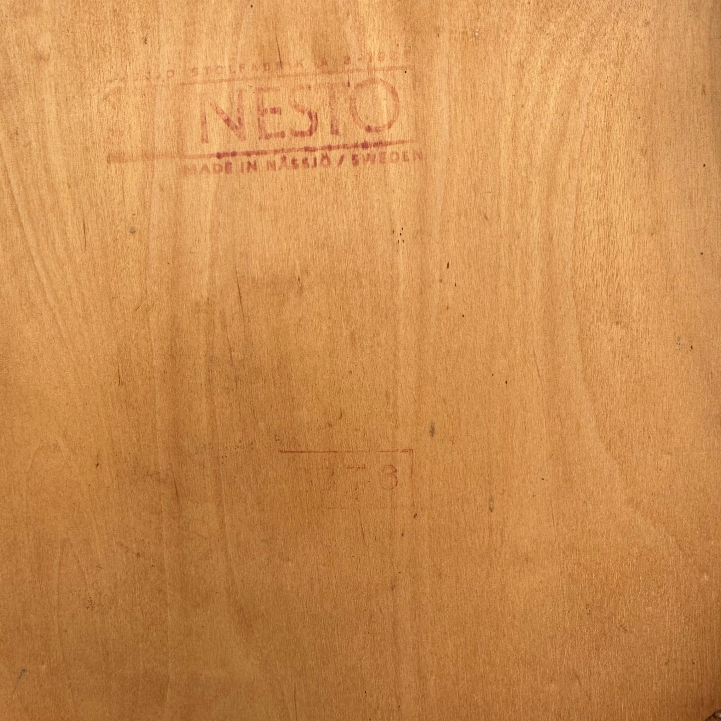 Set med fyra stolar från NESTO