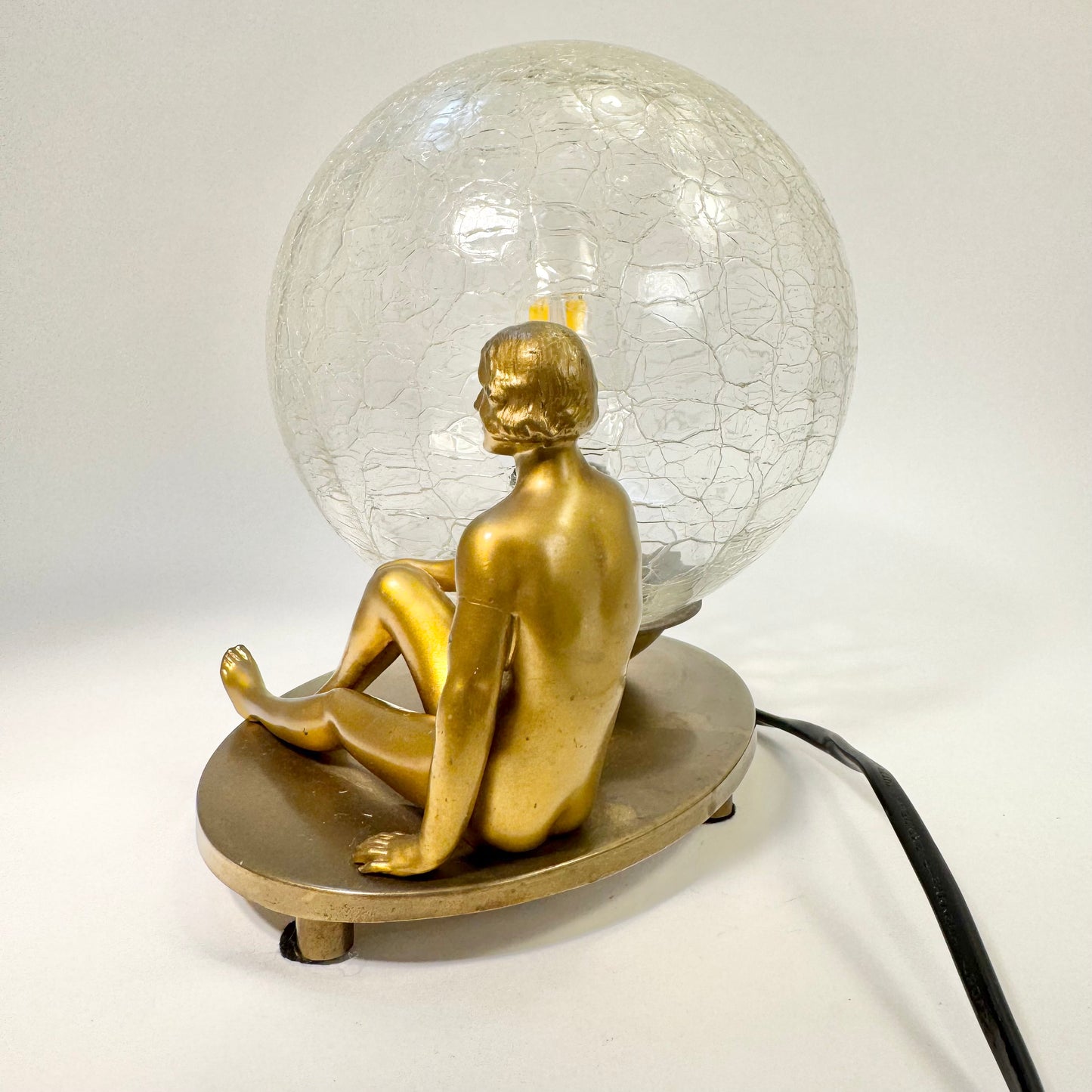 Bordslampa i art decostil