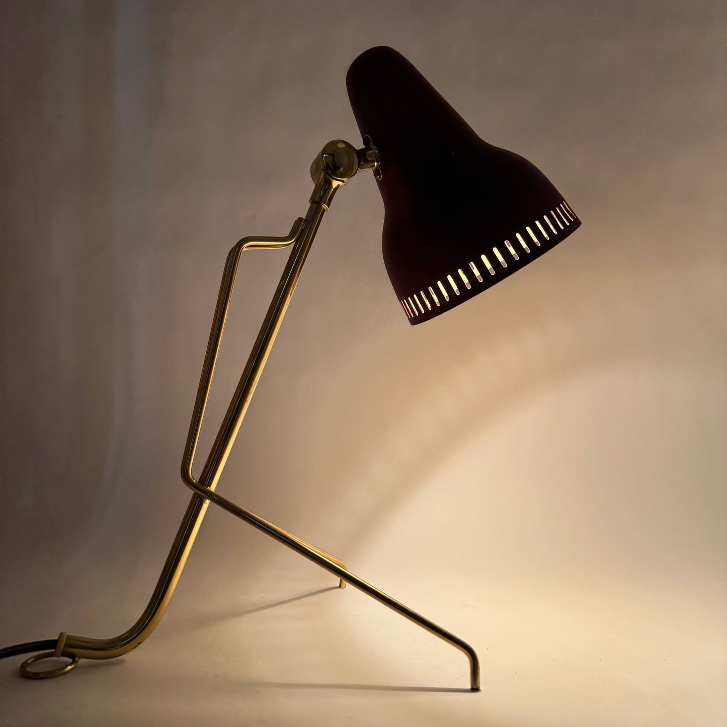 Bords/vägglampa från Falkenbergs belysning
