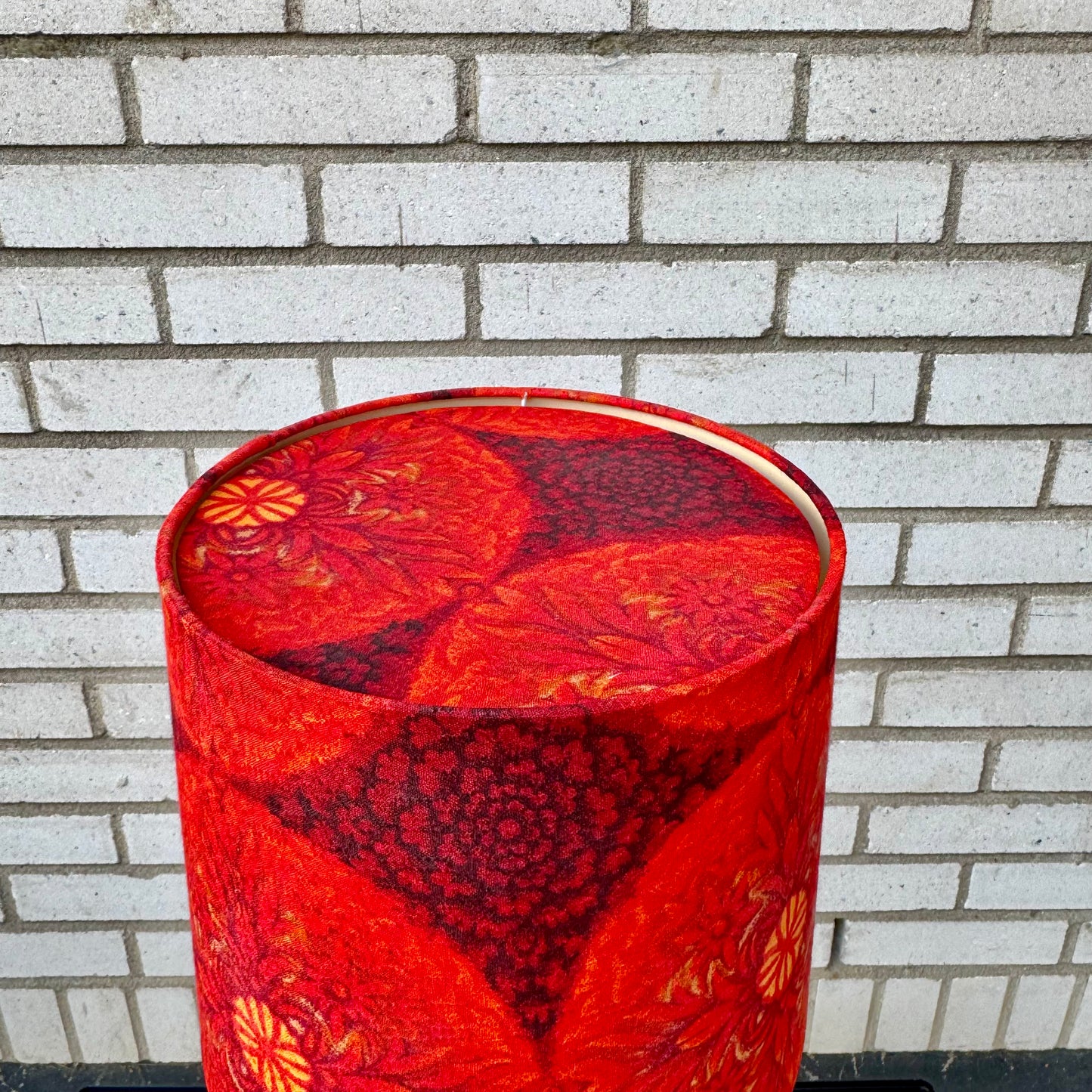 Bordslampa i glaserat porslin
