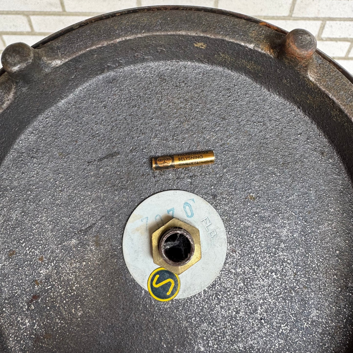 Golvlampa från Falkenbergs belysning