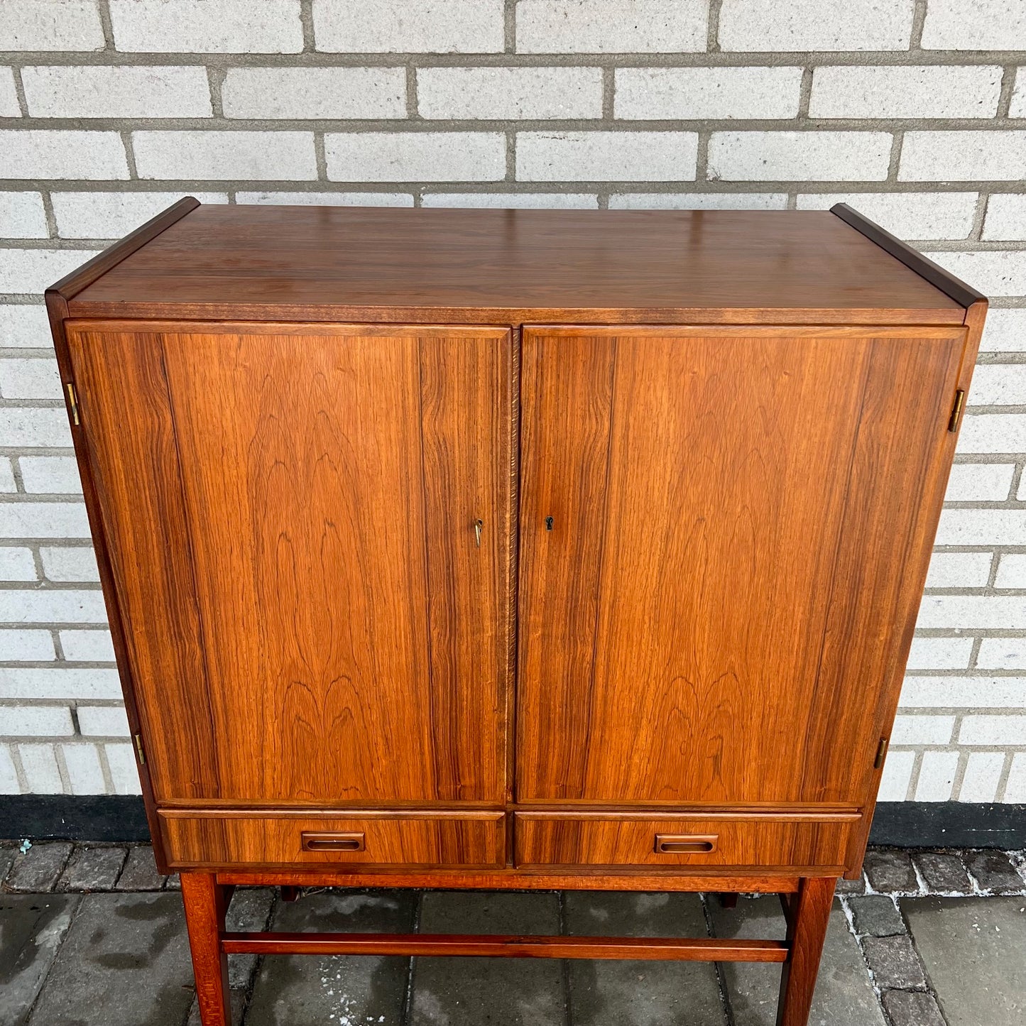 Bar cabinet with room for a fridge