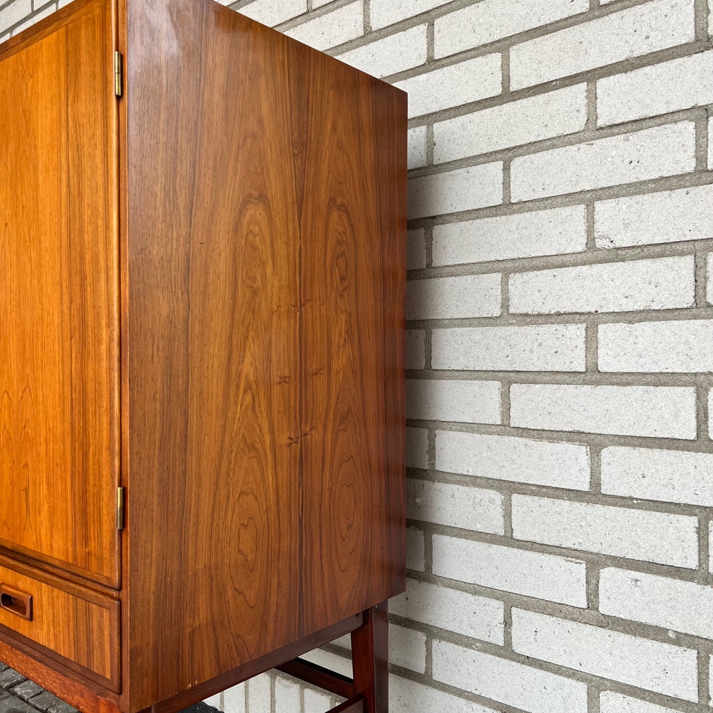 Bar cabinet with room for a fridge