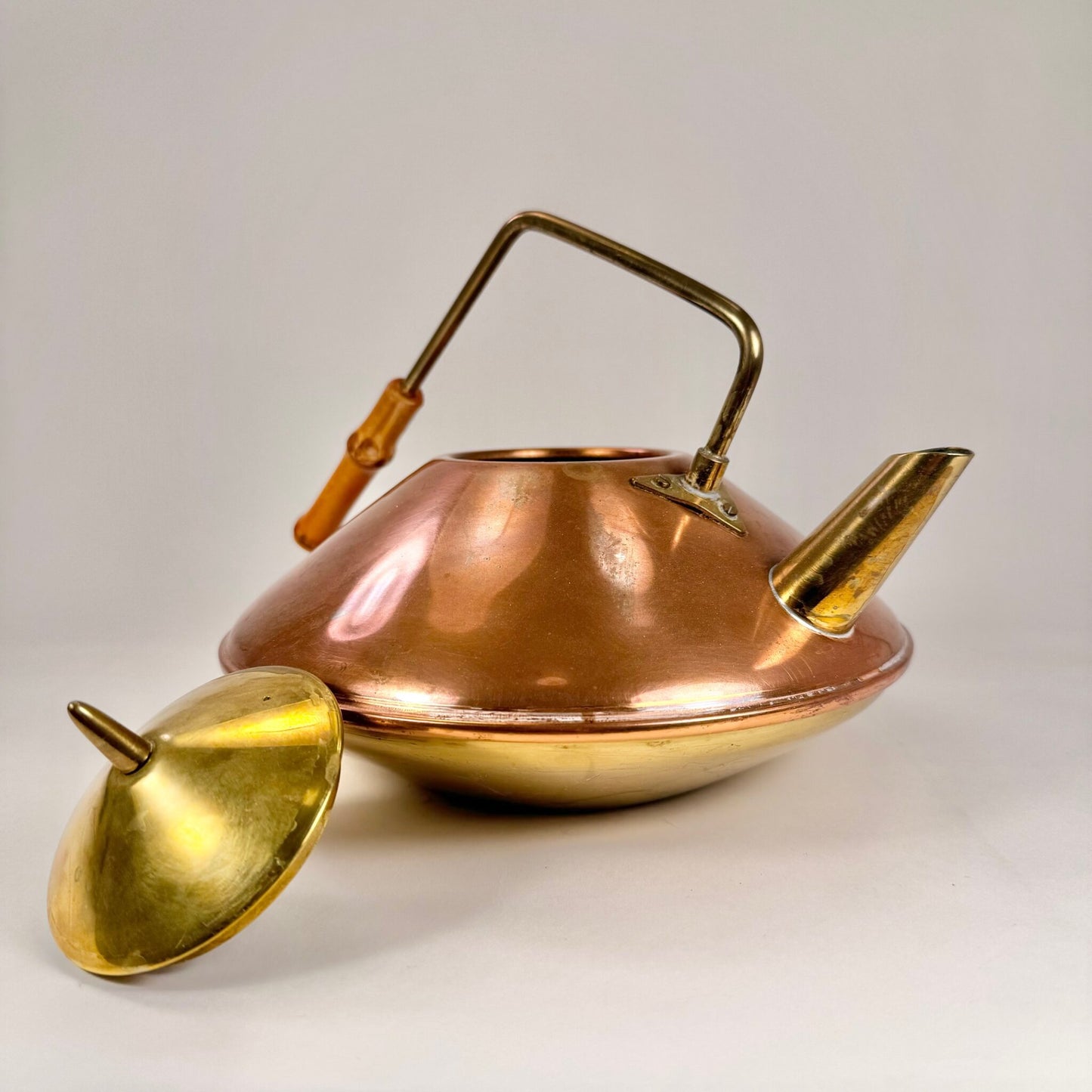 Mid century modern teapot in bras and copper