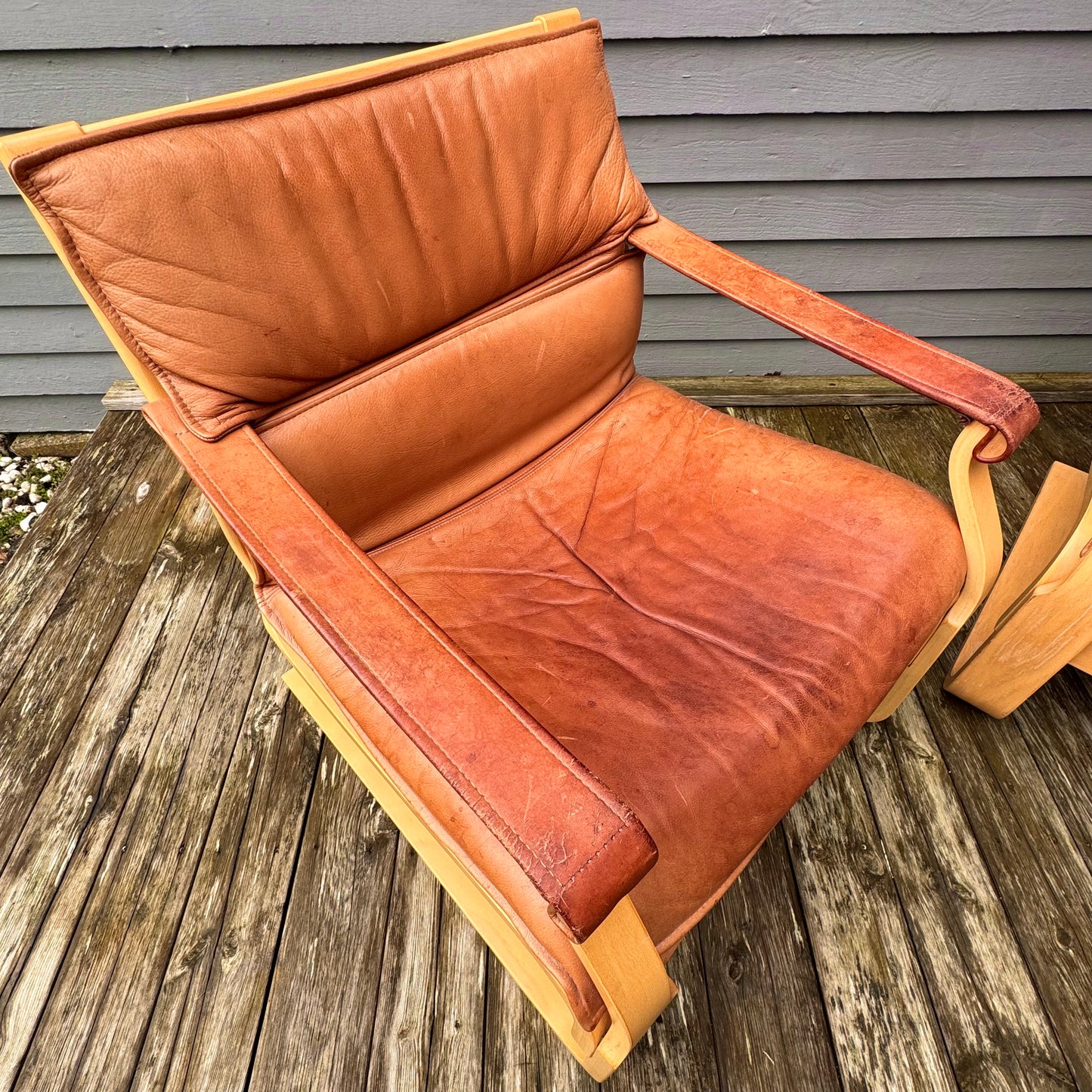 Pair of lounge chairs by Åke Fribytter for Nelo Kroken