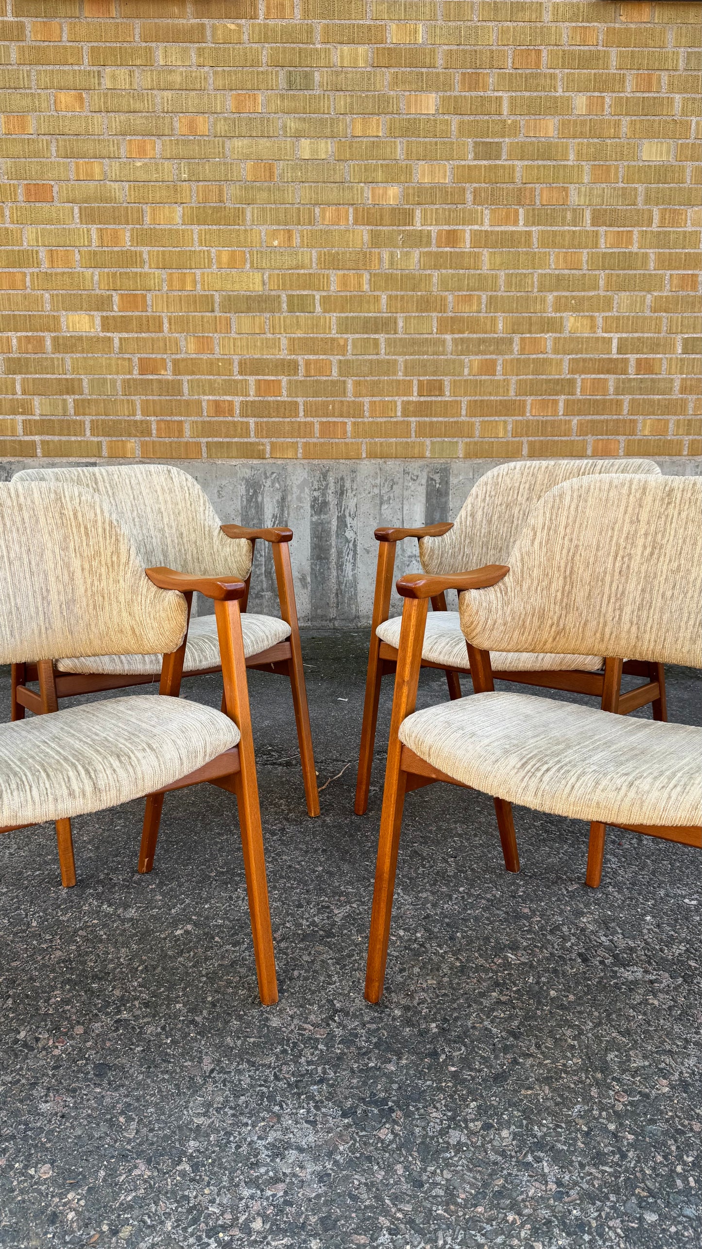 Set med 4st karmstolar