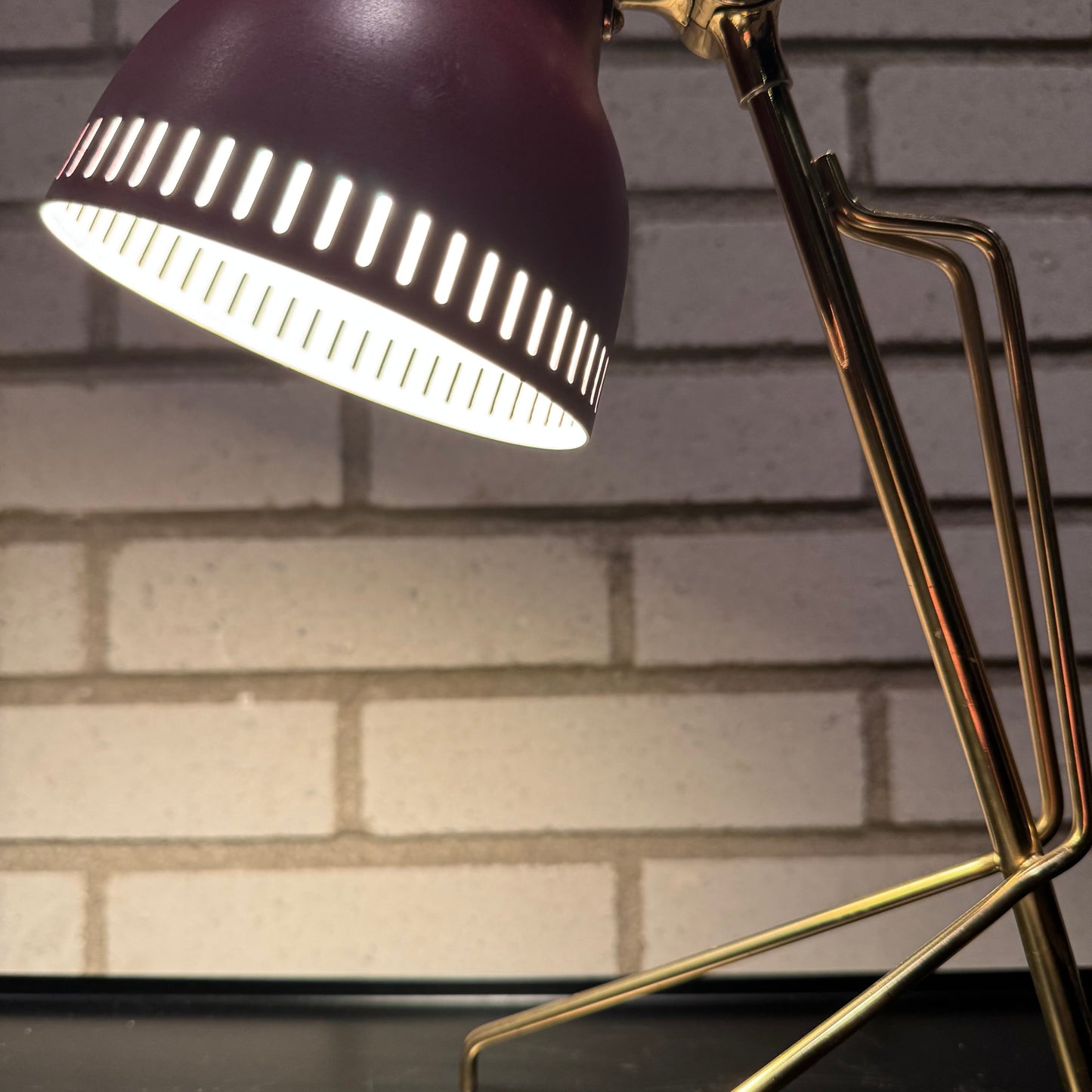 Bords/vägglampa av Falkenbergs belysning