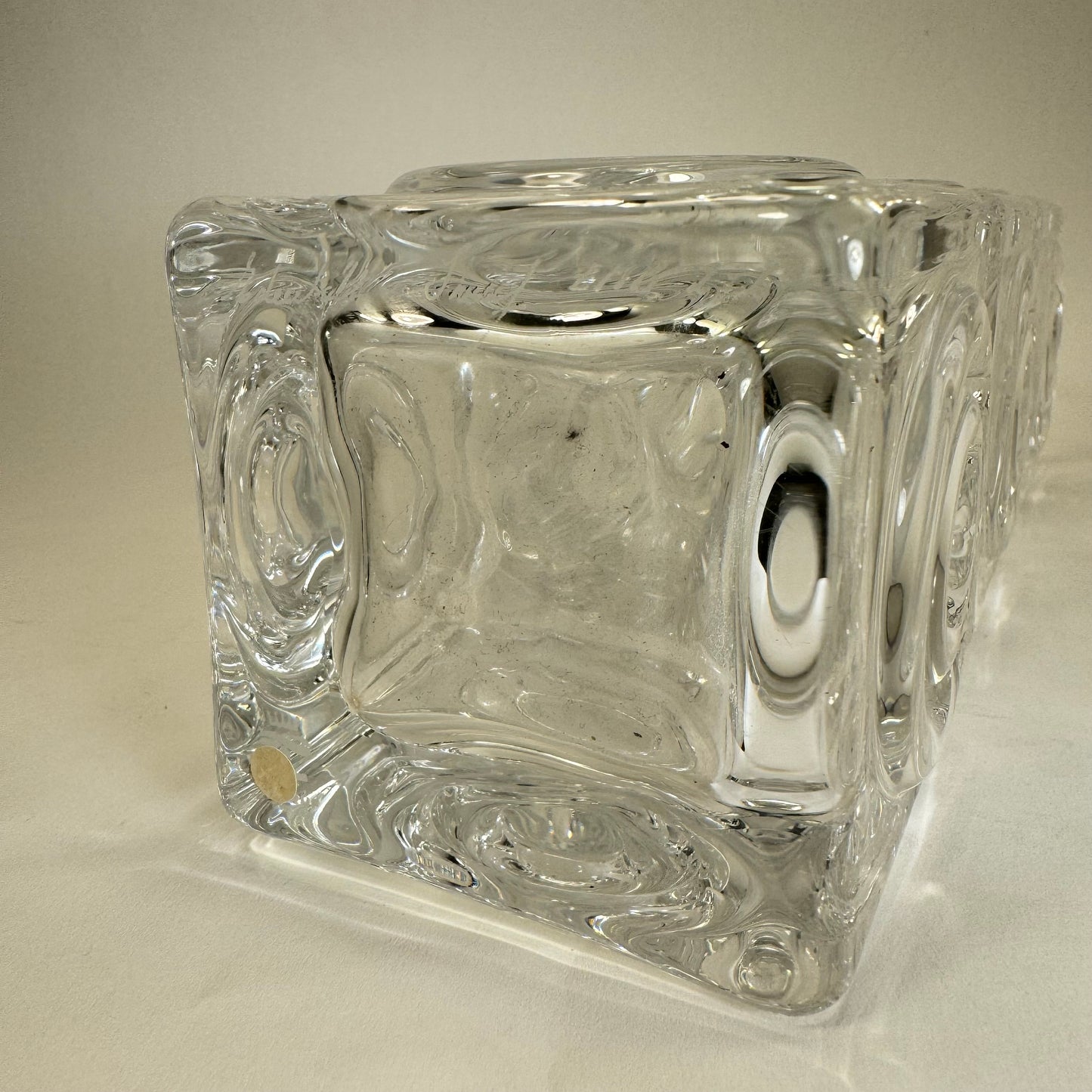 Vase in crystal by Bengt Edenfalk for Skruf