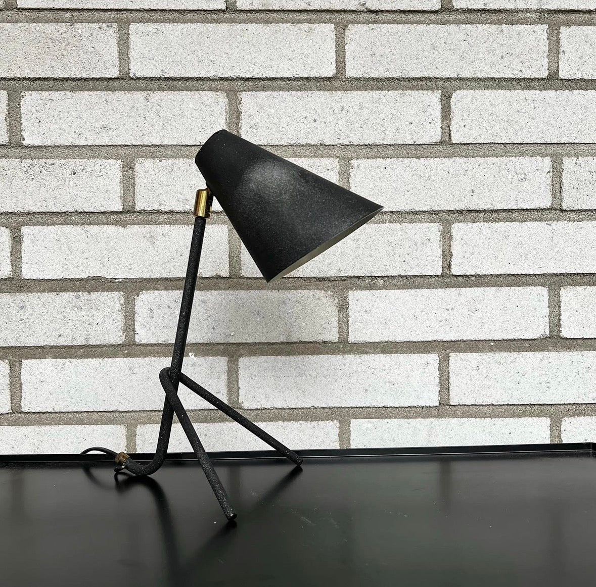 Bords/vägglampa från Borens/Borås
