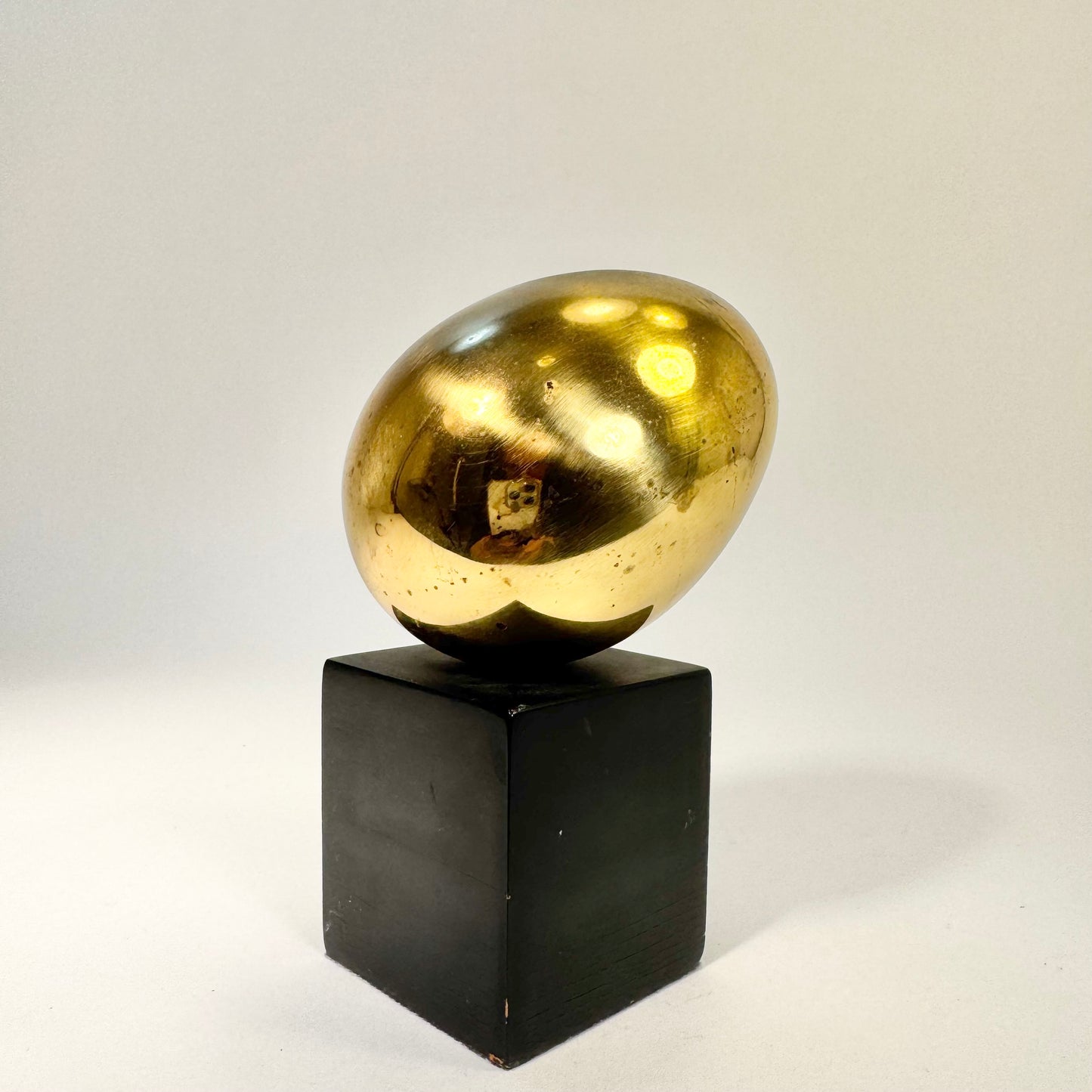 Mässing ägg från Scandia Present