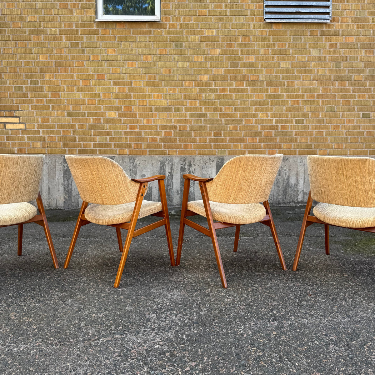 Set med 4st karmstolar