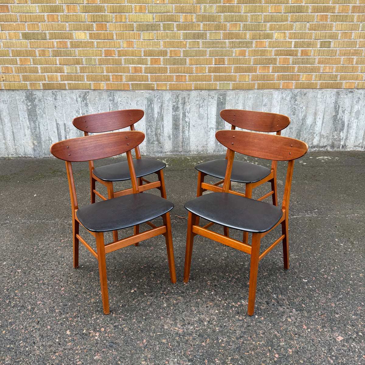 Set med 4st stolar från Farstrup