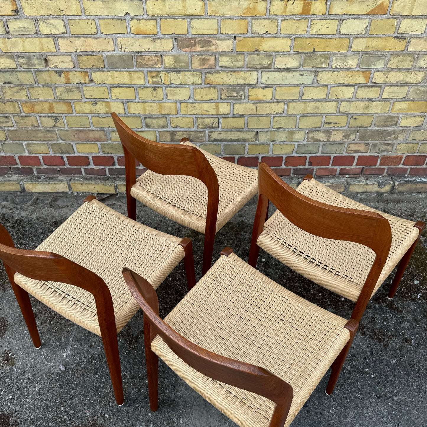 Set of 4 ”model 71” dining chairs by NO Møller