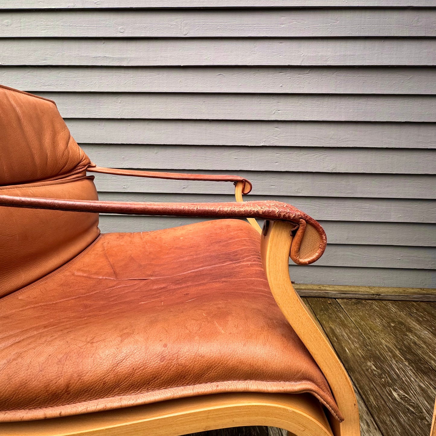 Pair of lounge chairs by Åke Fribytter for Nelo Kroken