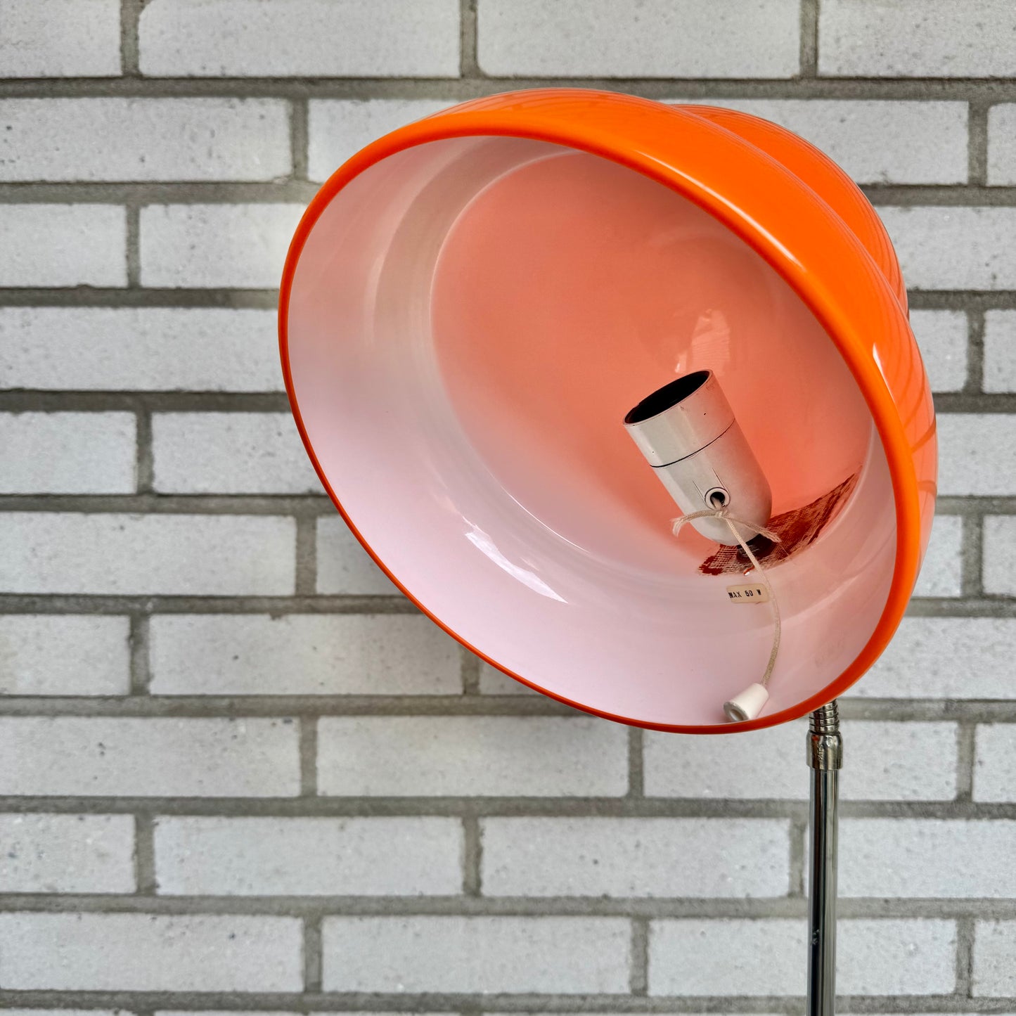 Golvlampa modelle g-120 av Eje Ahlgren för Bergboms