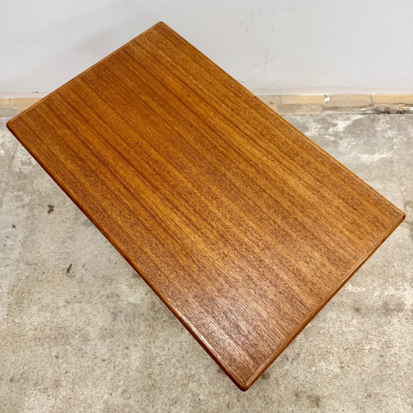 Danskt sidobord från 60-talet