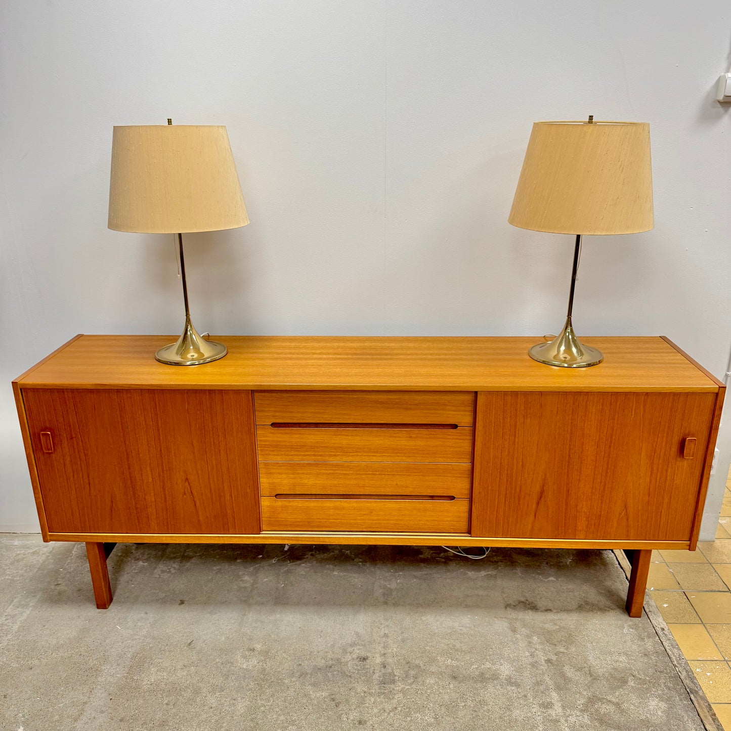 Sideboard, modell ”arild” av Nils Jonsson för Troeds Bjärnum