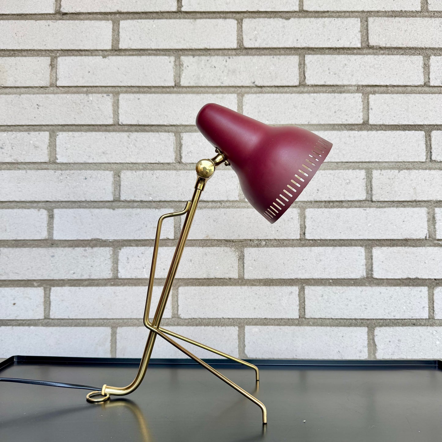 Bords/vägglampa av Falkenbergs belysning