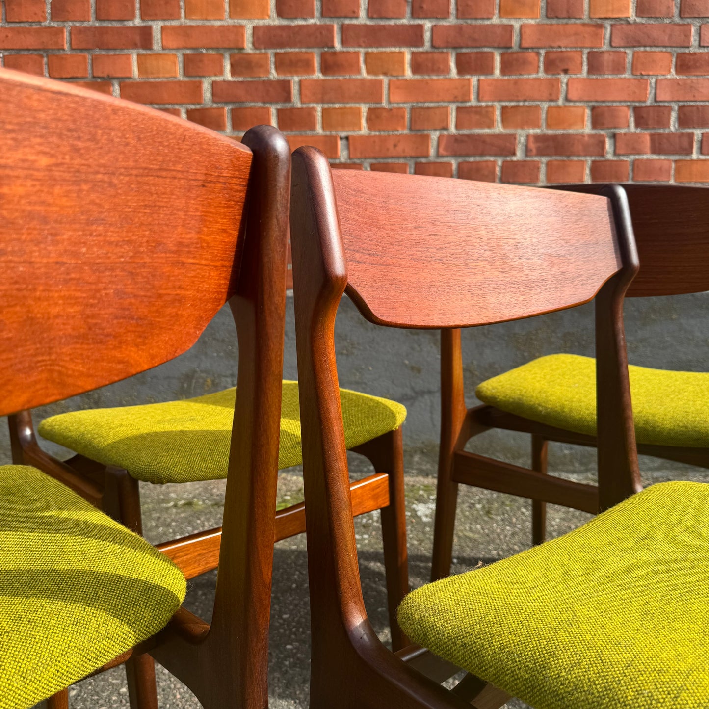 6st stolar i teak av Erik Buch