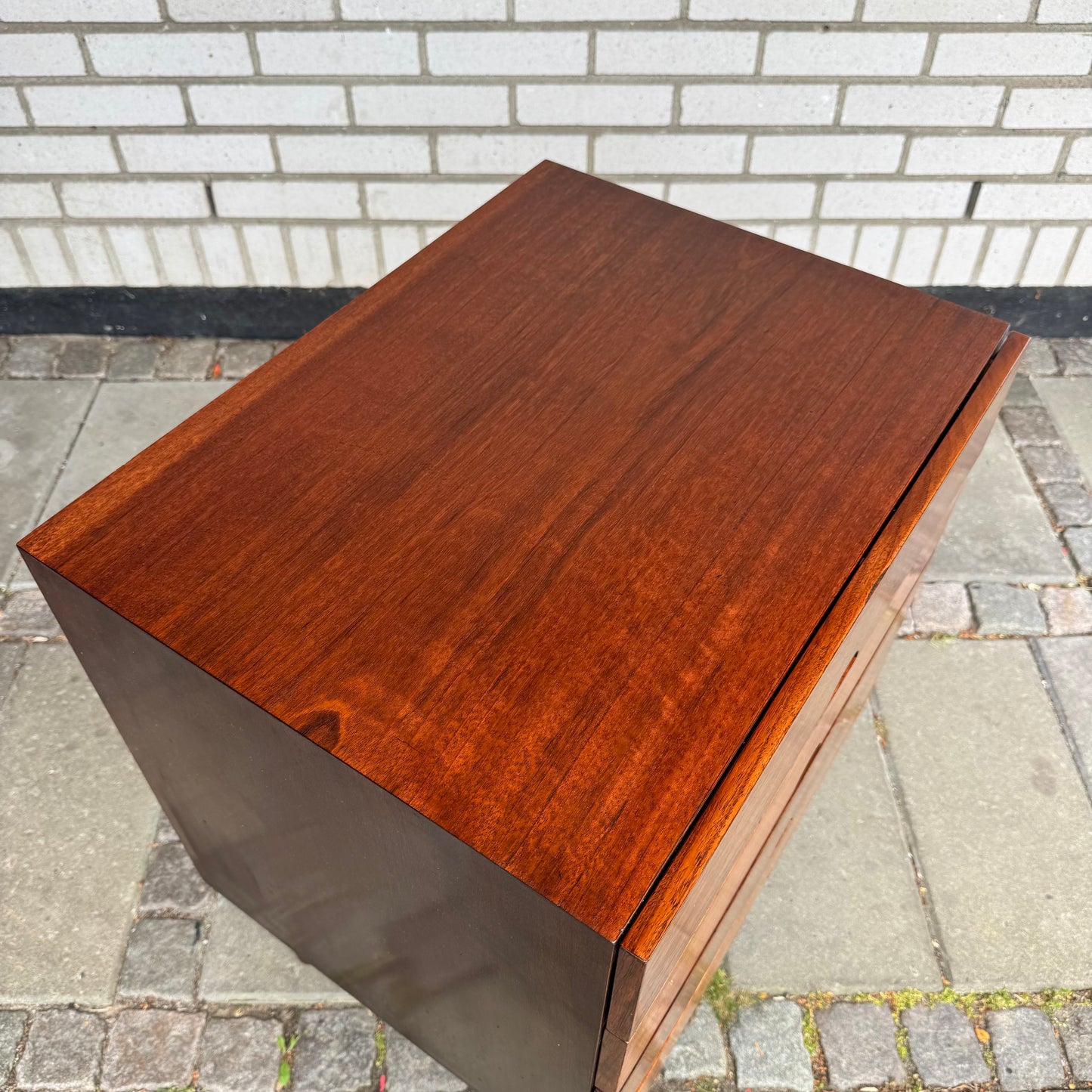 Byrå av H.W. klein för Bramin Möbler