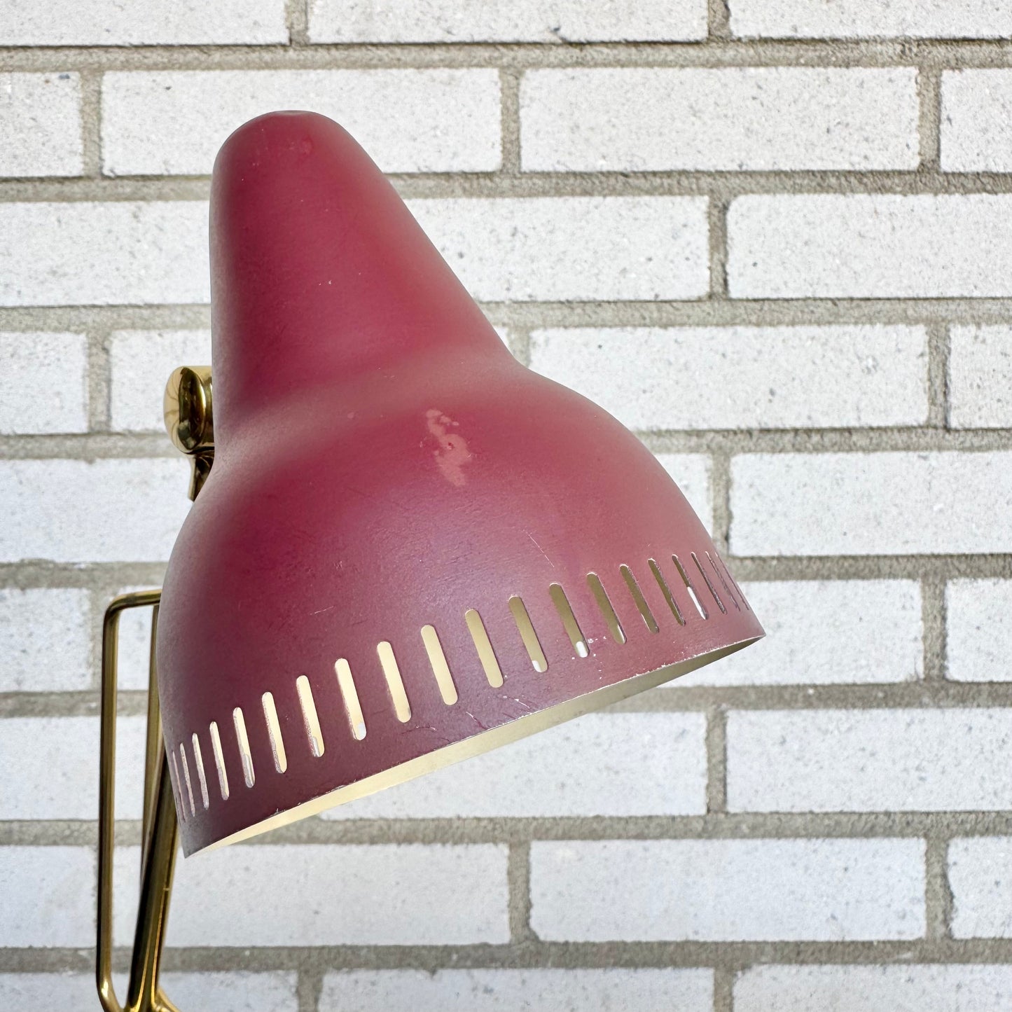Bords/vägglampa av Falkenbergs belysning