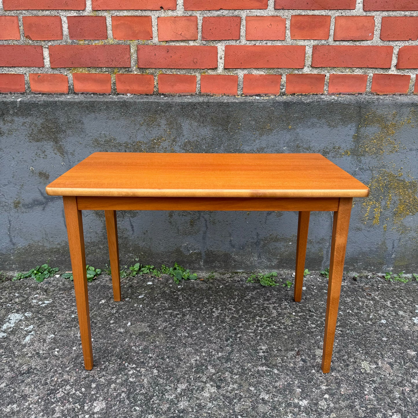 Side table in teak and beech