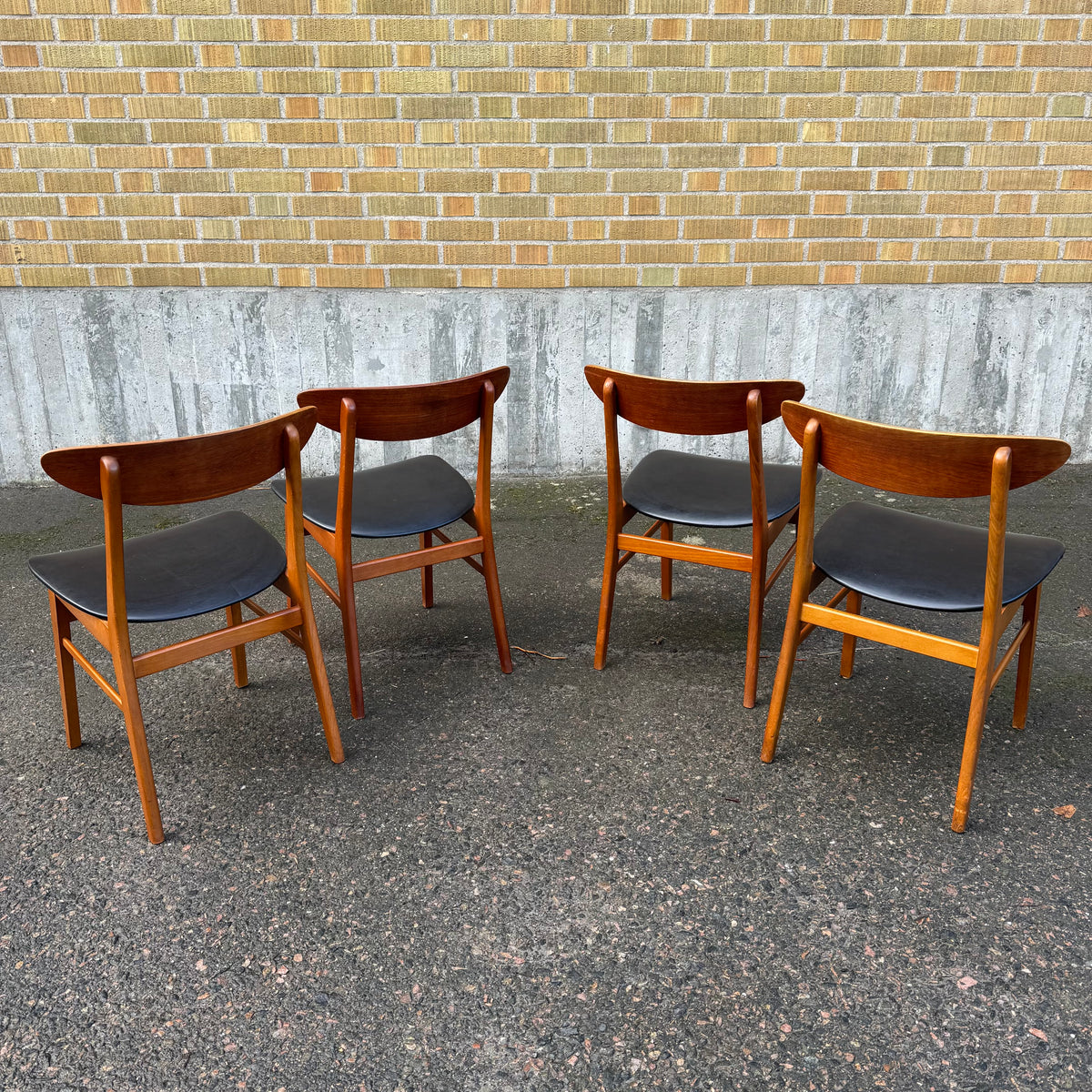 Set med 4st stolar från Farstrup