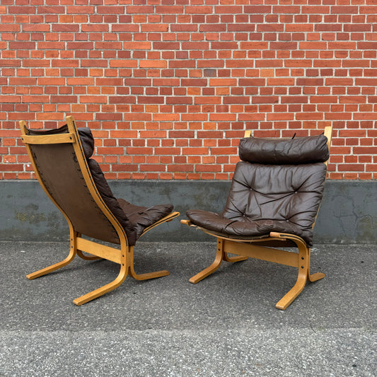 Pair of ”siesta” chairs by Ingmar Relling