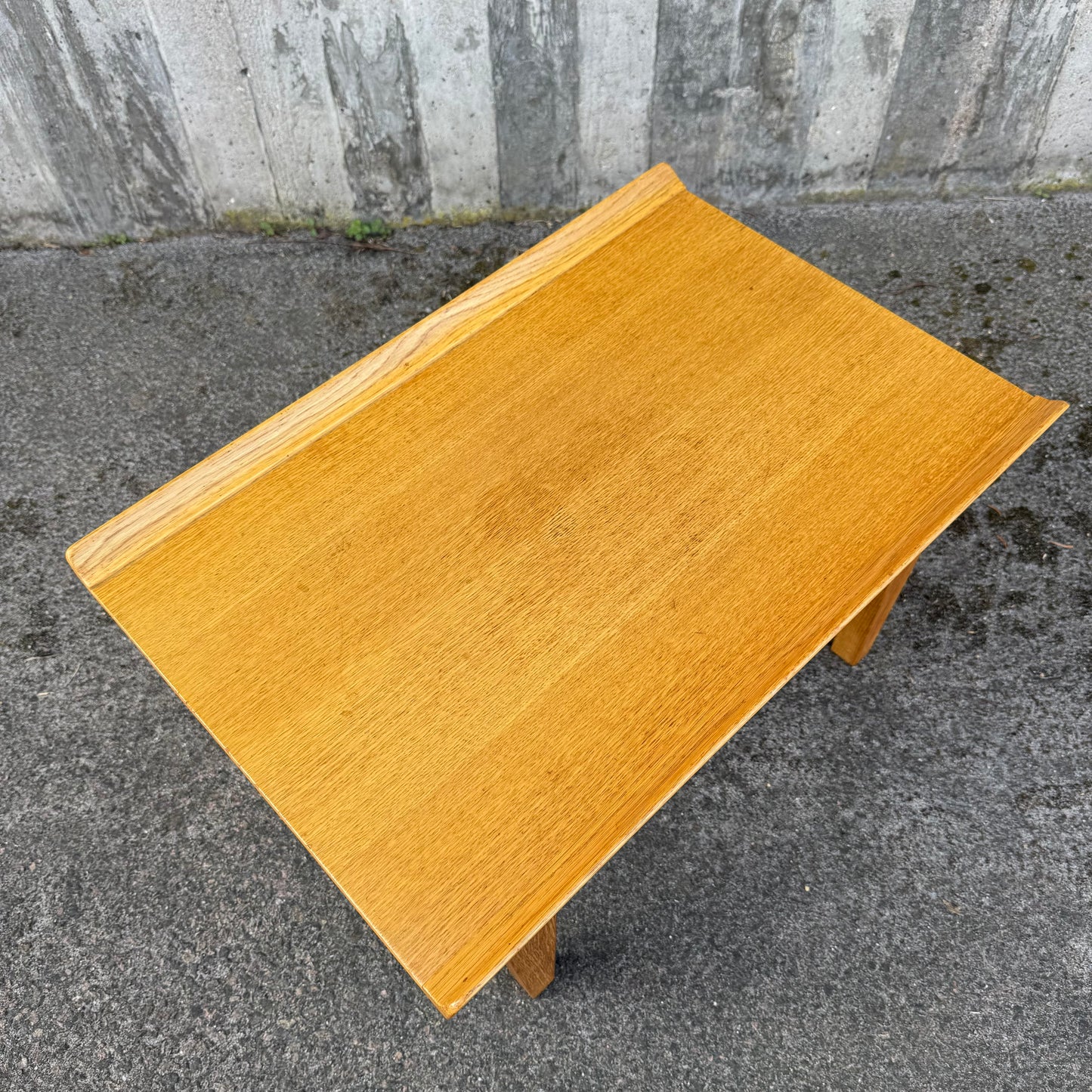 Sidbordet ”novett” av Erik Wørtz för IKEA
