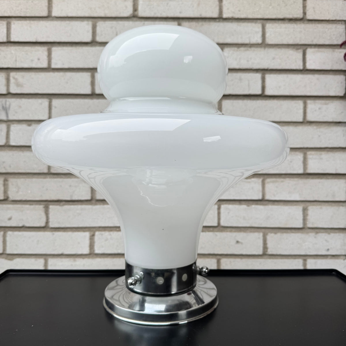 Bordslampa av Carlo Nason för Mazzega