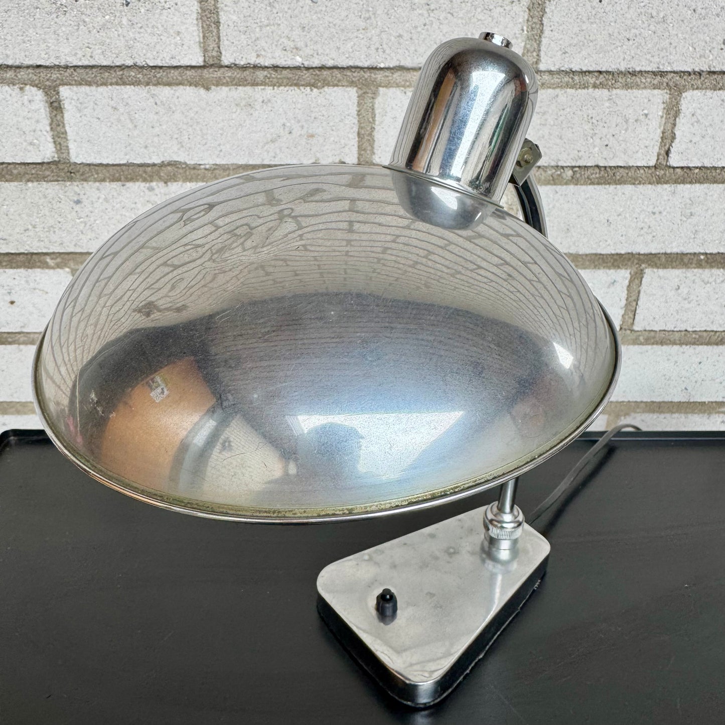 Bordslampa tillskriven Giovanni Michelucci