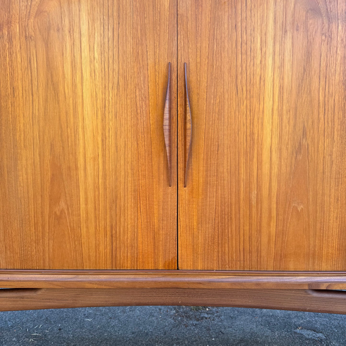 Sideboard av Tage Møholm för Aerthøj Jensen & Mølholm