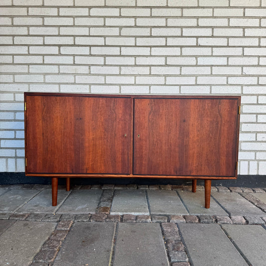 Sideboard av Poul Hundevad