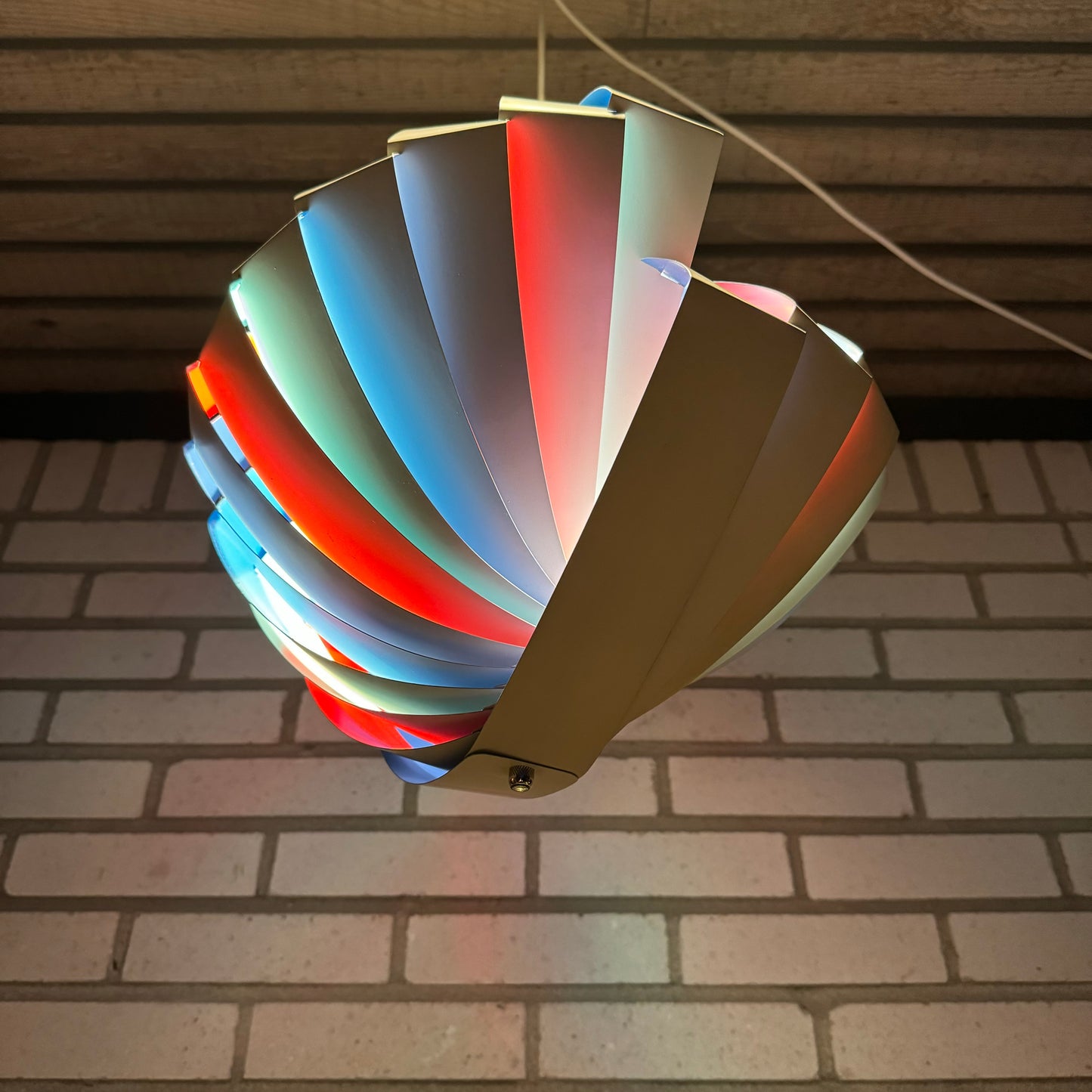 ”Konkylie - Tivoli lamp ” by Louis Weisdorf